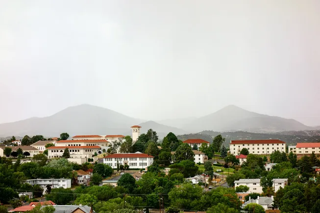 Os principais regentes da Western New Mexico University partem em meio ao escrutínio do estado