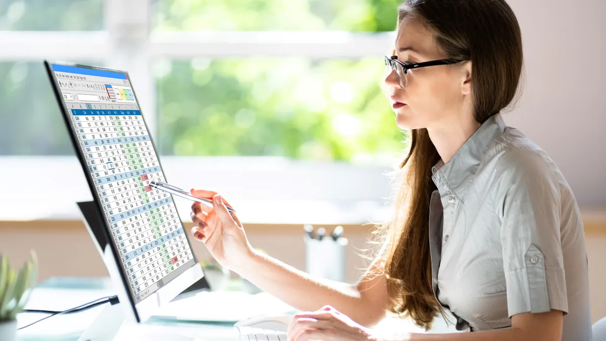 billing subscription revenue global fintechs Airwallex