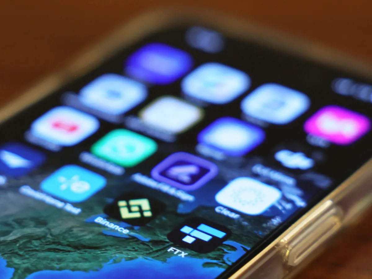 Binance.US to halt USD deposits, withdrawals | Banking Dive