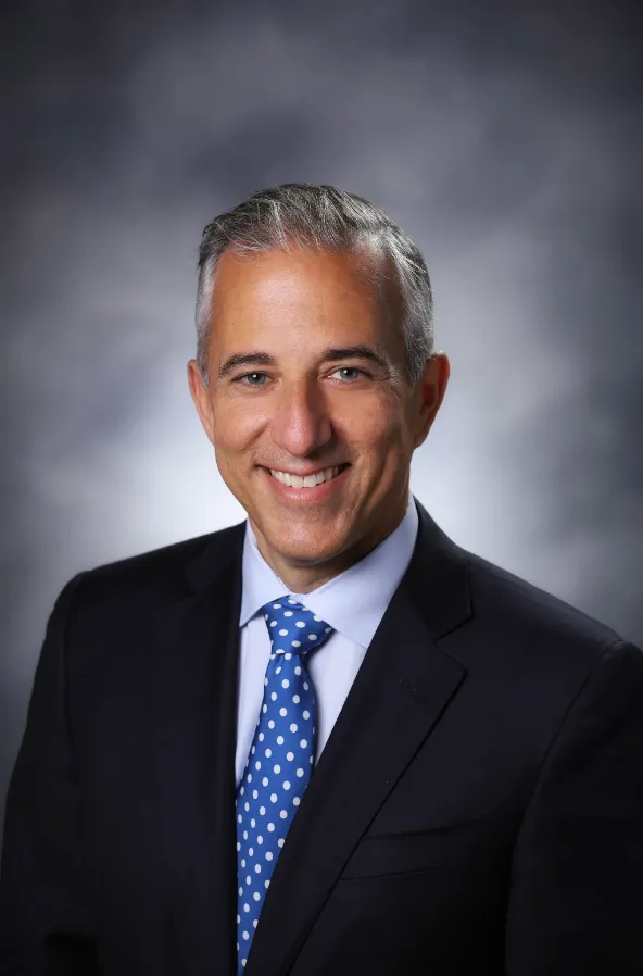 Darryl A. Elmouchi headshot