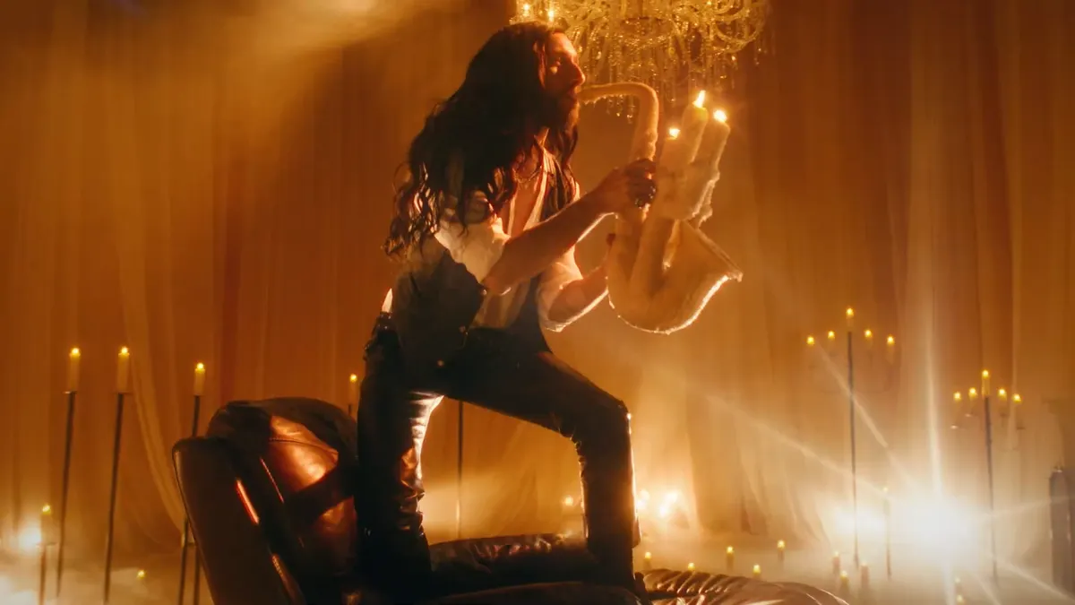 A man plays a wax sax in a Bic ad