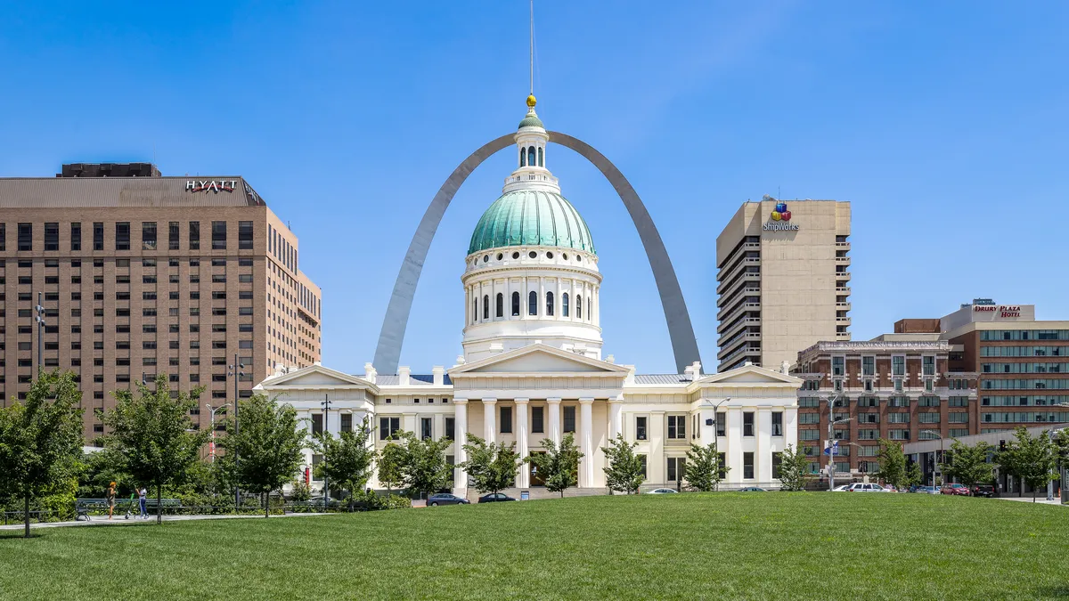 The Old Courthouse in downtown St. Louis with the Gateway Arch behind