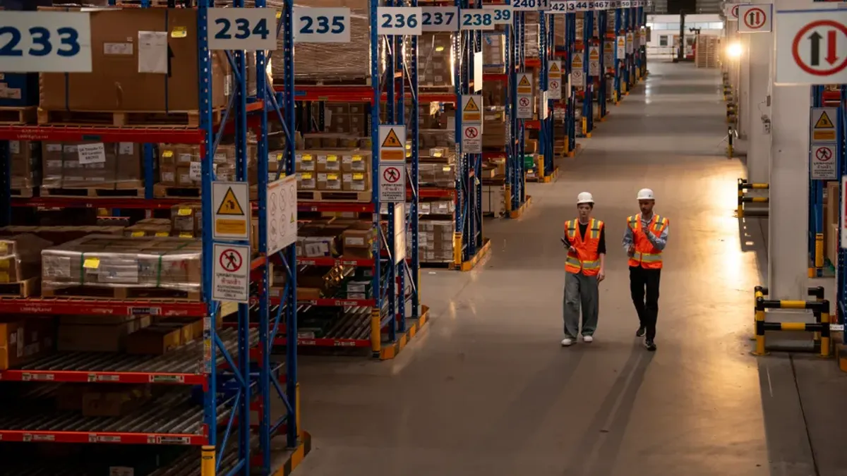 Watch How Intelligent Shipping is Transforming Ecommerce Delivery