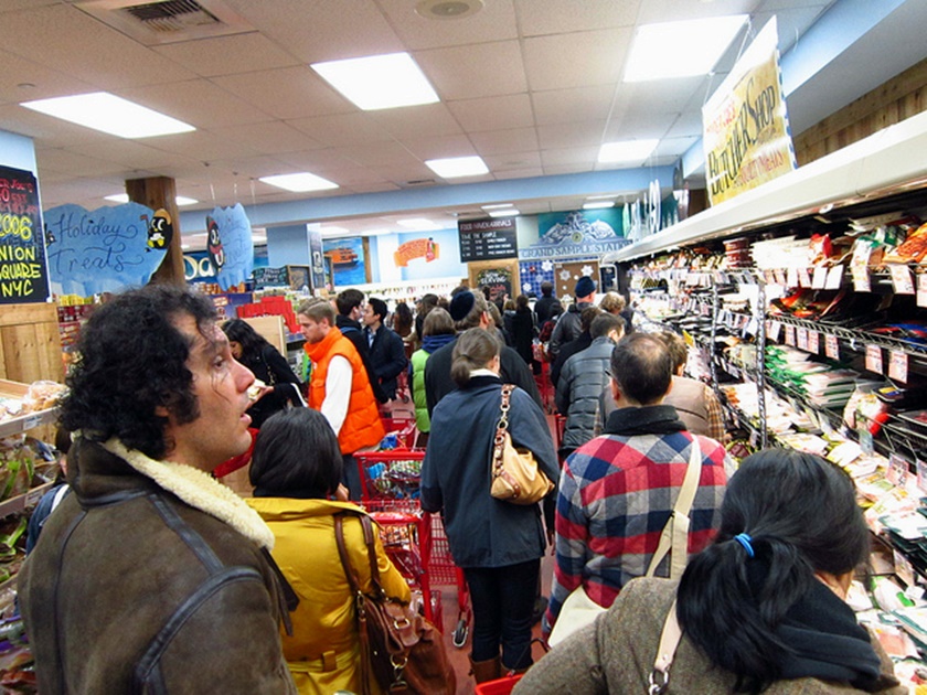 crowded grocery store during snow scare