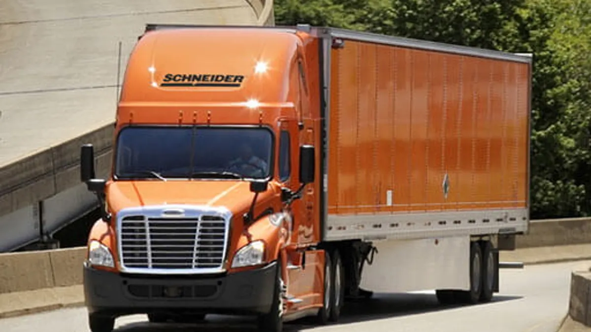 Schneider, truck