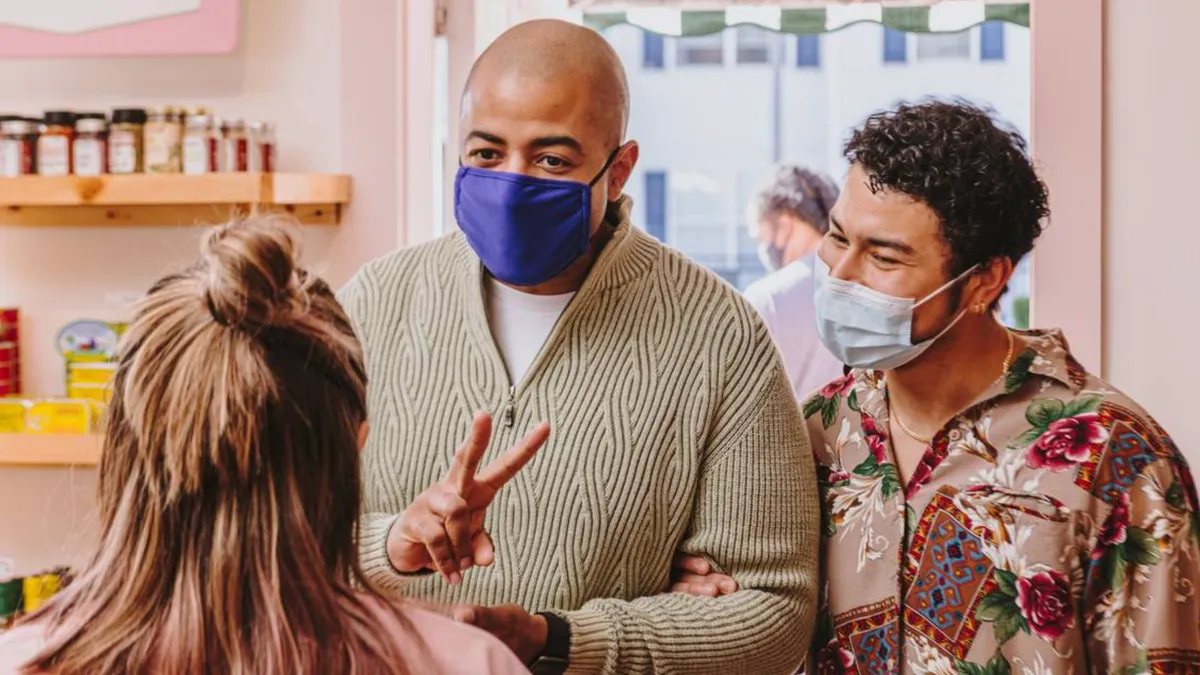 OpenTable customers check in at restaurant, masks, COVID-19