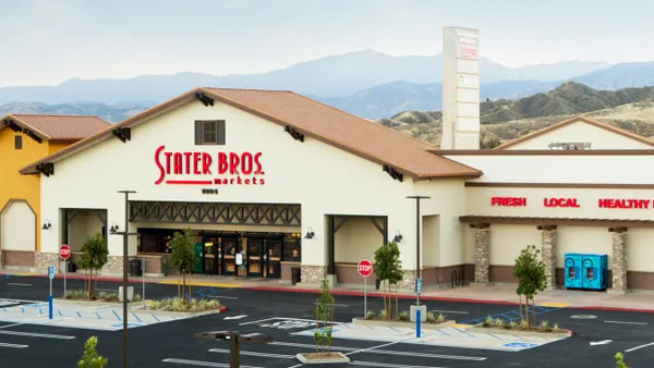 Exterior of Stater Bros. supermarket