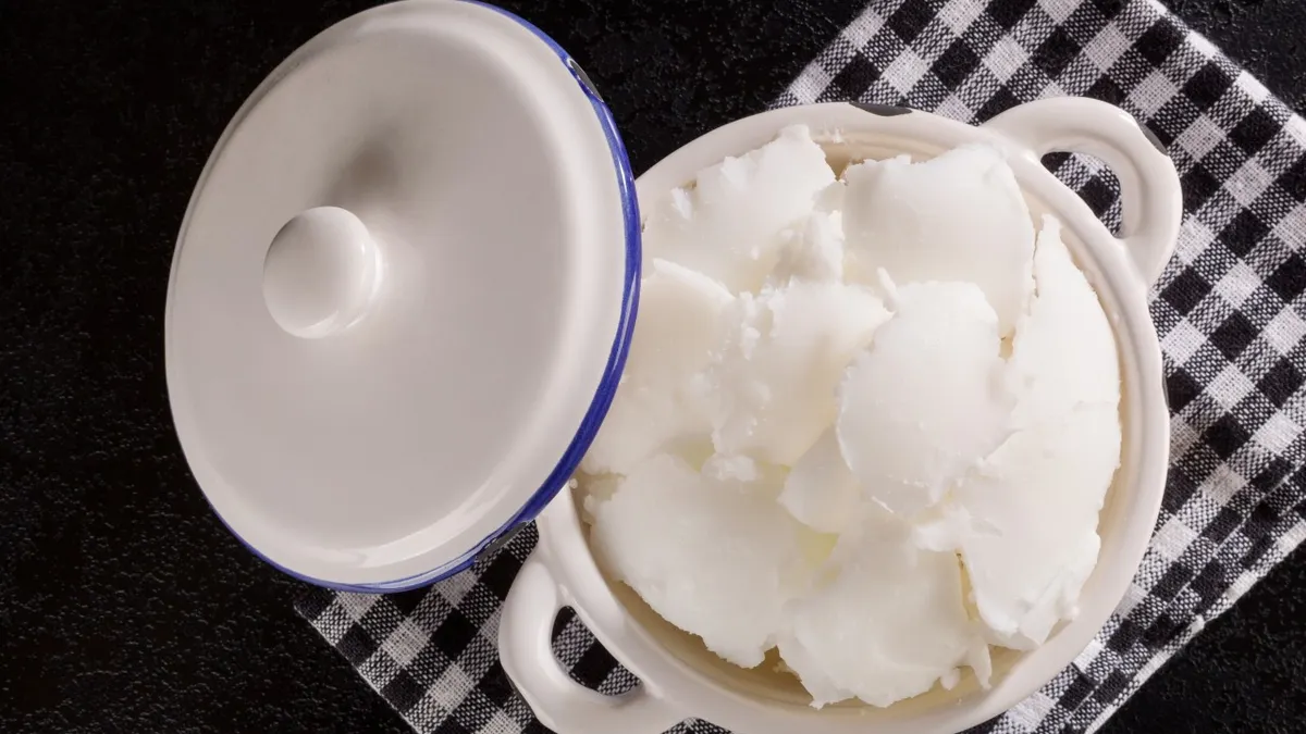 Lard in a pot