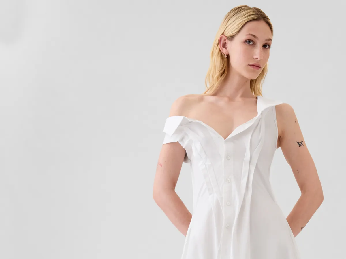 anne hathaway shirt dress gap Anne Hathaway's Viral Gap Shirt Dress Is Now Available for $158