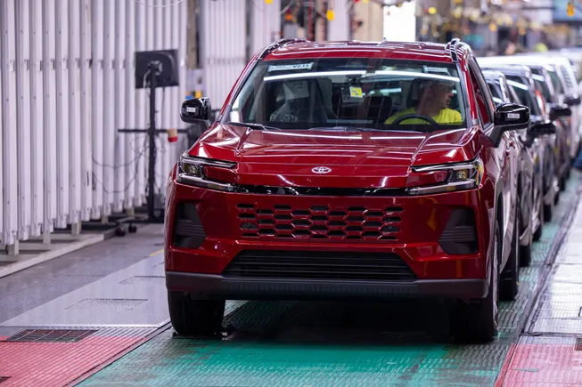 Manufacturing jobs continue upwards, adding 5,000 jobs in July