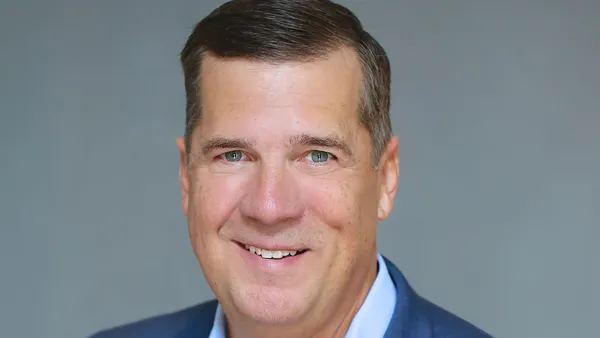 A headshot of Virtual Incision CEO Jim Alecxih