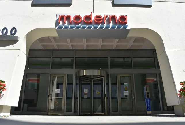 Moderna combination flu, COVID shot delayed amid FDA scrutiny