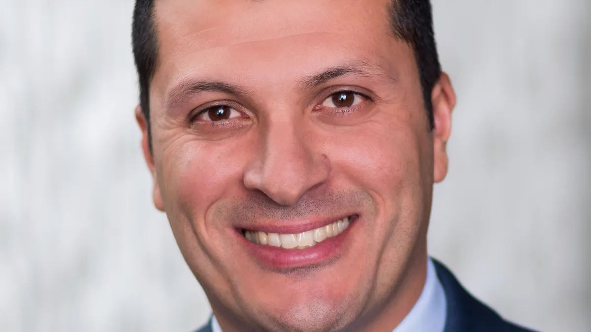 Professional photo of Ali Dianaty