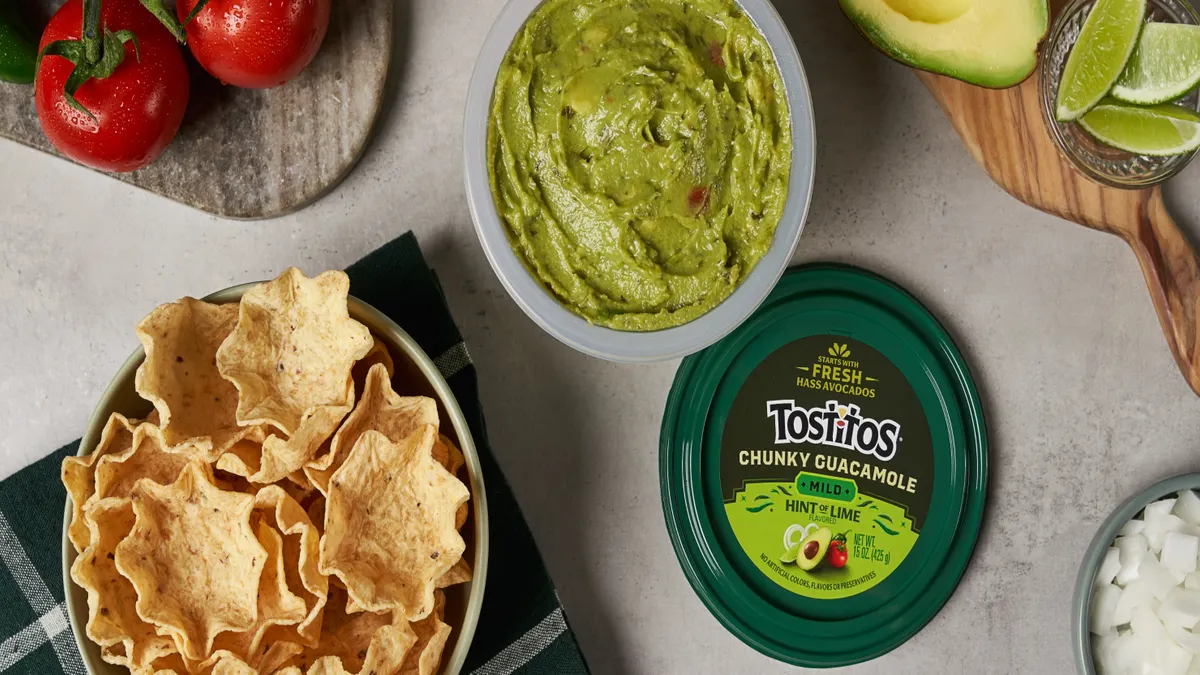 Tostitos guacamole dip