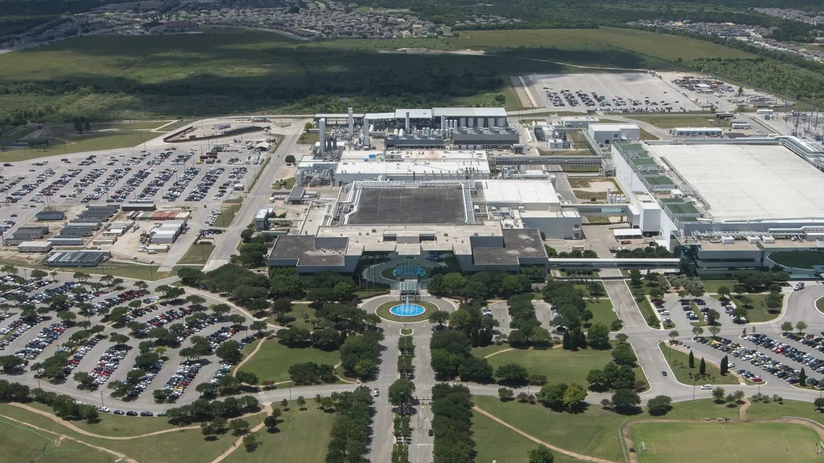 Samsung's existing semiconductor manufacturing facility in Austin, Texas.