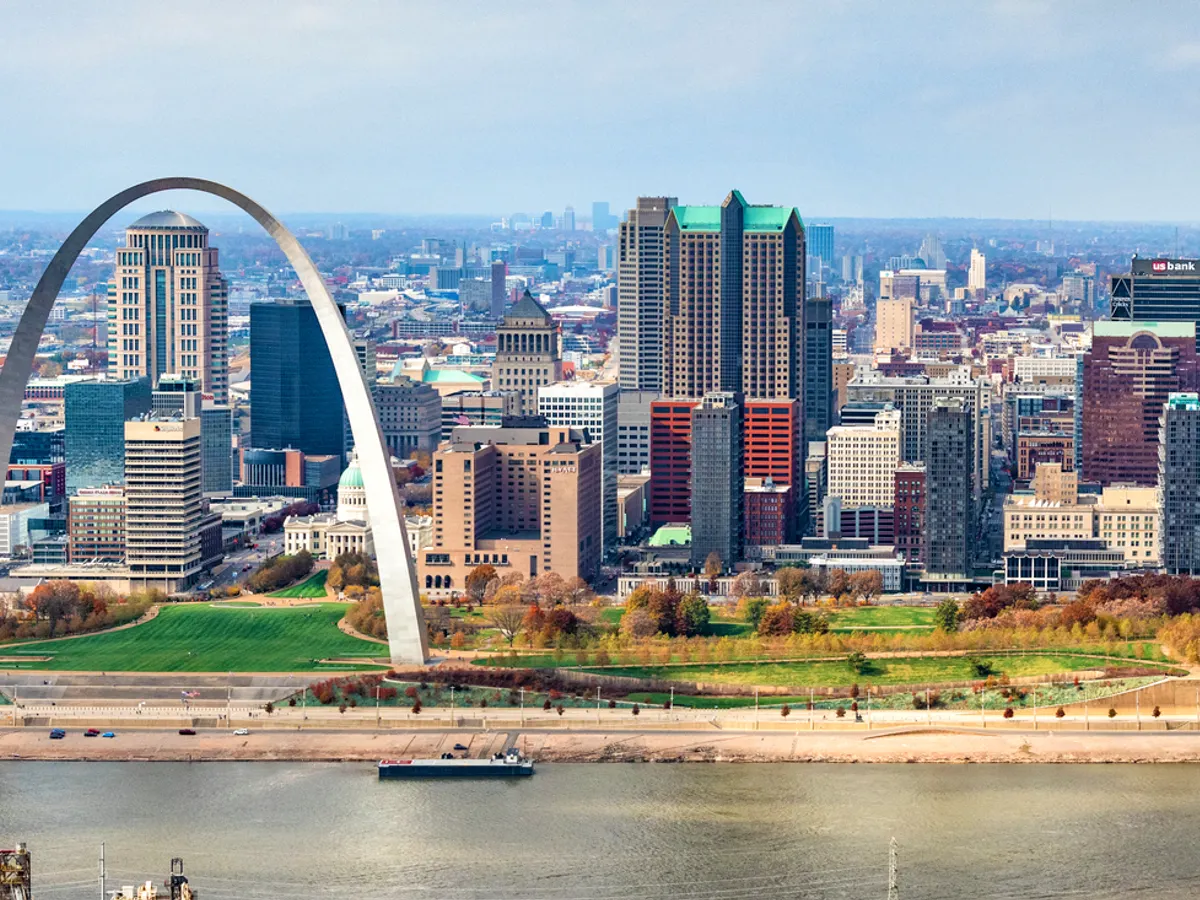 St. Louis Fed hires ex-NY Fed exec as next president | Banking Dive