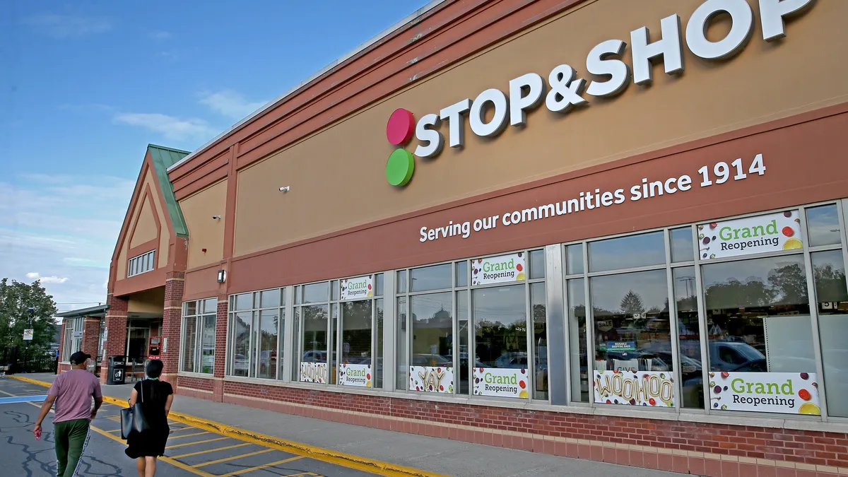 Exterior shot of Stop & Shop store