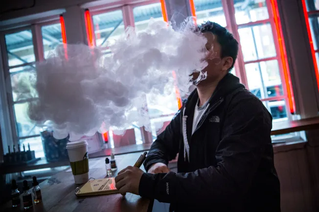 2 disposable vape companies cited for illegal U.S. sales | C-Store Dive
