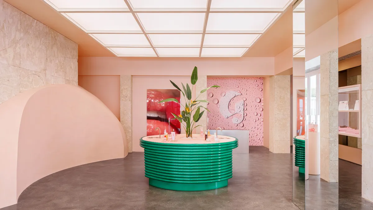 Glossier's Miami store