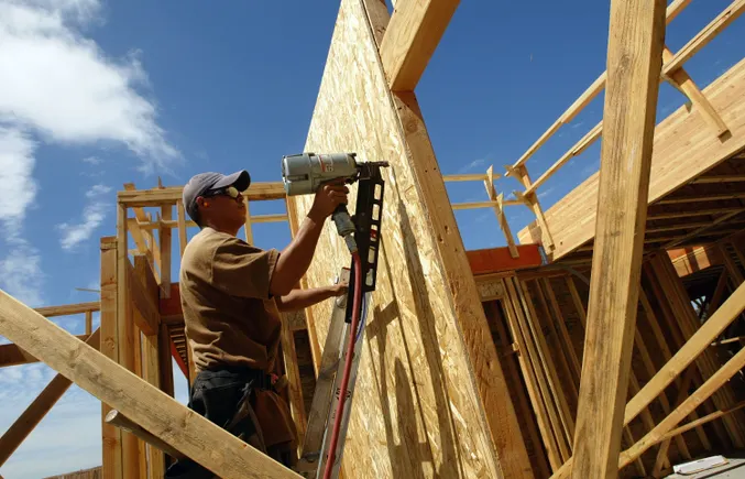 www.constructiondive.com