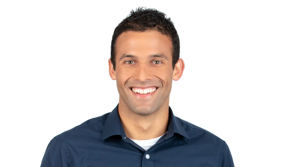 A headshot of Armon Sharei, CEO of Portal Bio.