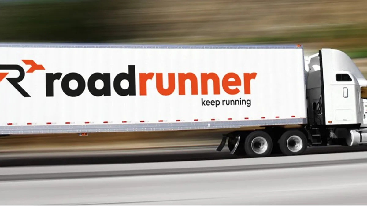 Roadrunner 4 truck road