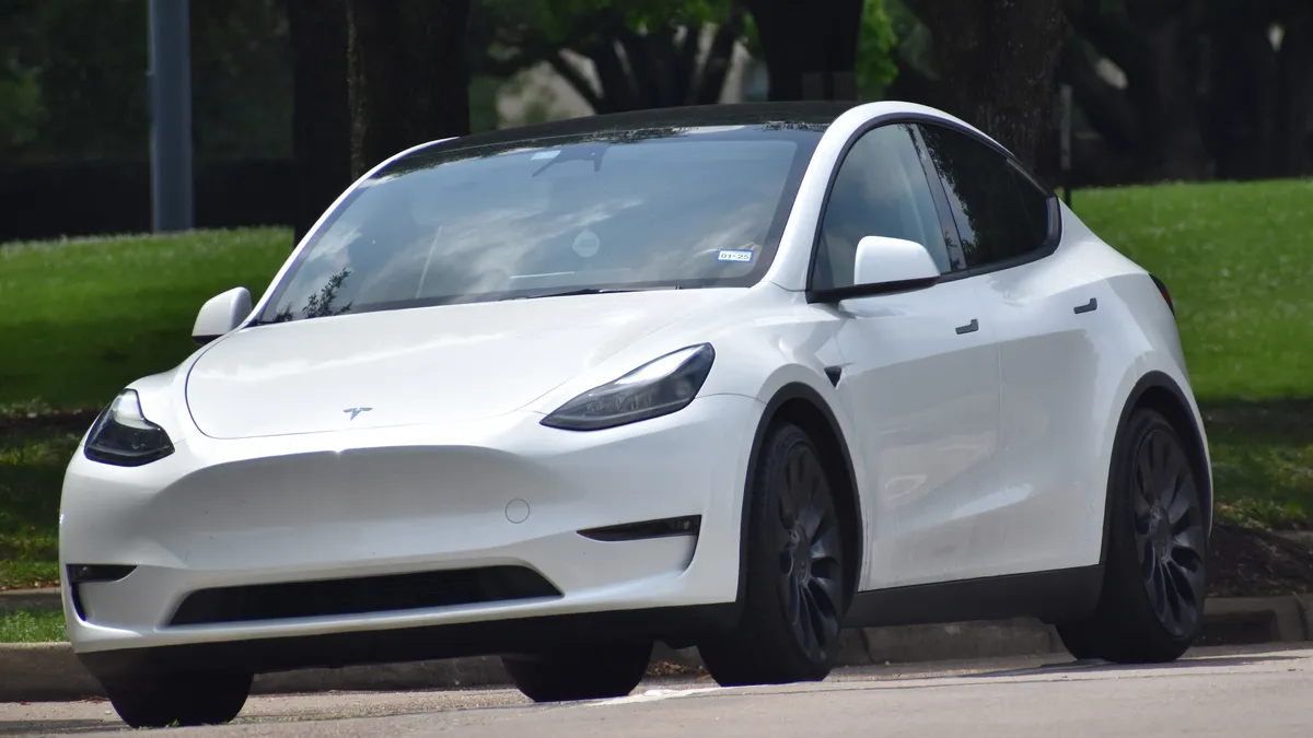 Tesla Model Y Cox Automotive Kelly Blue Book