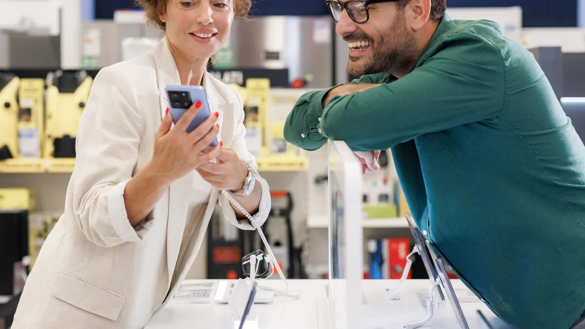 Watch Give Your Customers What They Want During High-Volume Seasons: An Unbeatable Easy-to-Use Experience