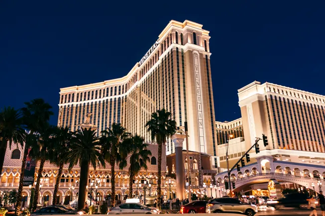 Inappropriate touching, unwanted spanking costs Las Vegas restaurant group M Inappropriate touching, unwanted spanking costs Las Vegas restaurant group M