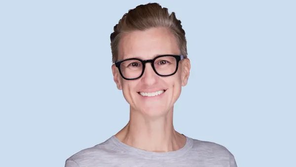 Karen Massey headshot