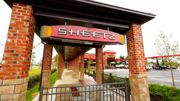 A photo of the exterior of a Sheetz location in the Columbus, Ohio area.