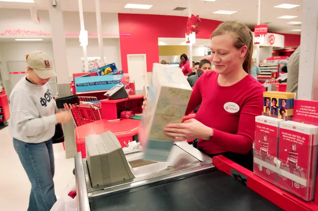 Target combines atmosphere, associates and value to drive holiday CX ...