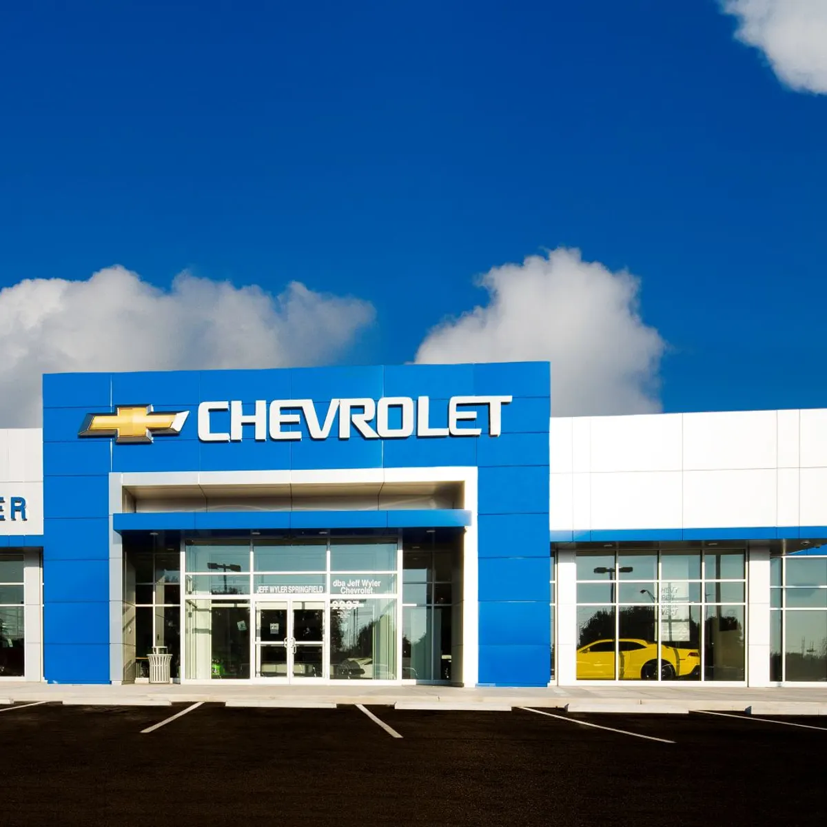 wardsauto.com - Alysha Webb - Dealership group creates its AI solutions in-house