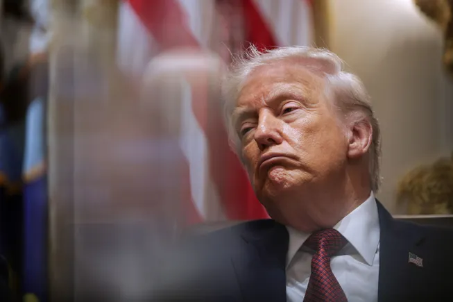 Trump threatens 5% tariff on Mexico goods