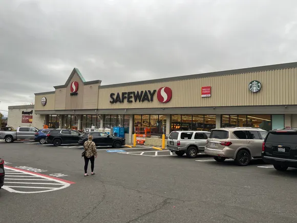 Albertsons beefs up its private label offerings