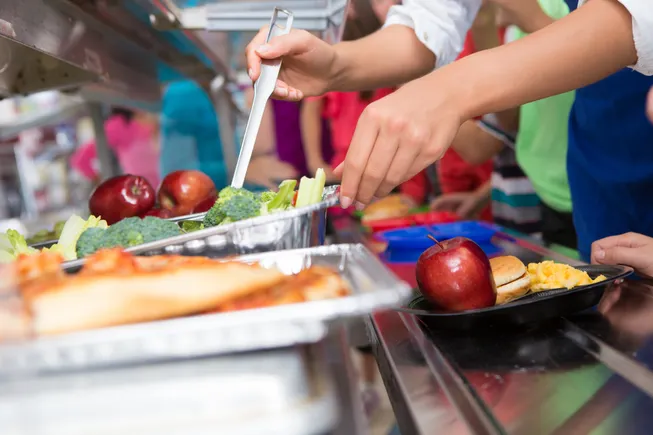 USDA urged to report how SNAP cuts impact free school meals