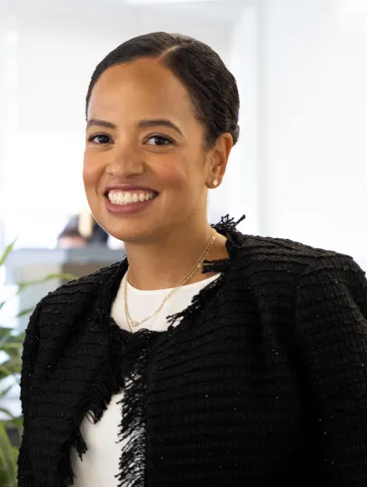 headshot of Shana Simmons, chief legal officer at Everlaw