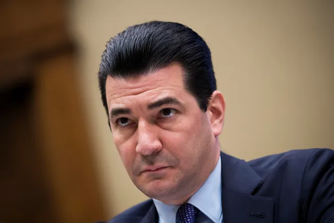 Former FDA head Gottlieb calls for less regulation of certain AI tools