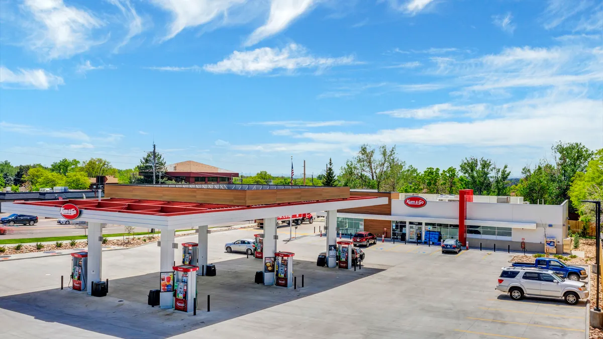 A photo of the exterior of a Kum & Go location.