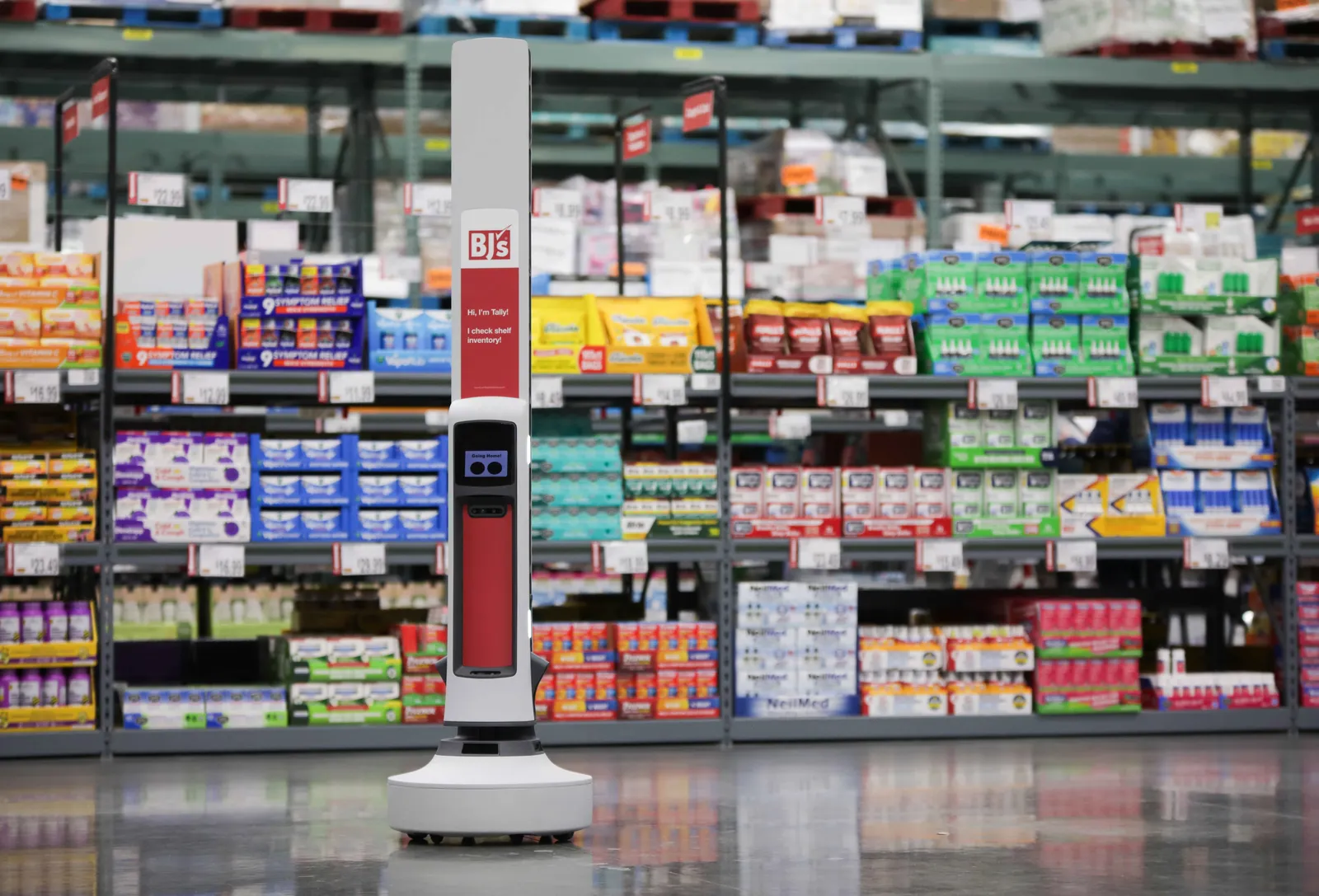 Inventory robot in store aisle