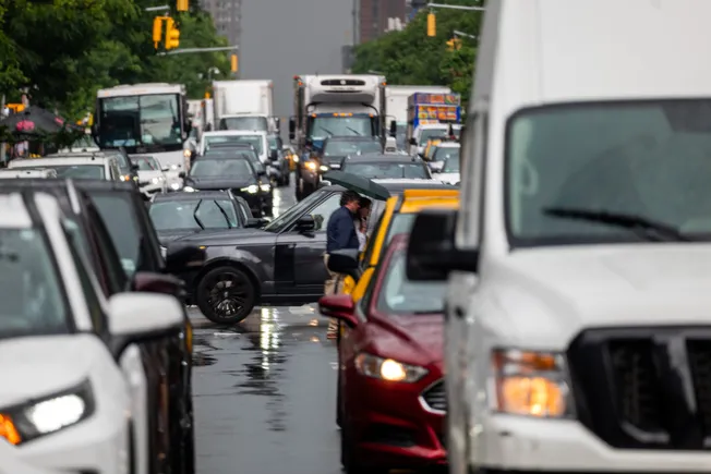 NY Gov. Hochul pressured to reinstate congestion pricing before Trump takes office