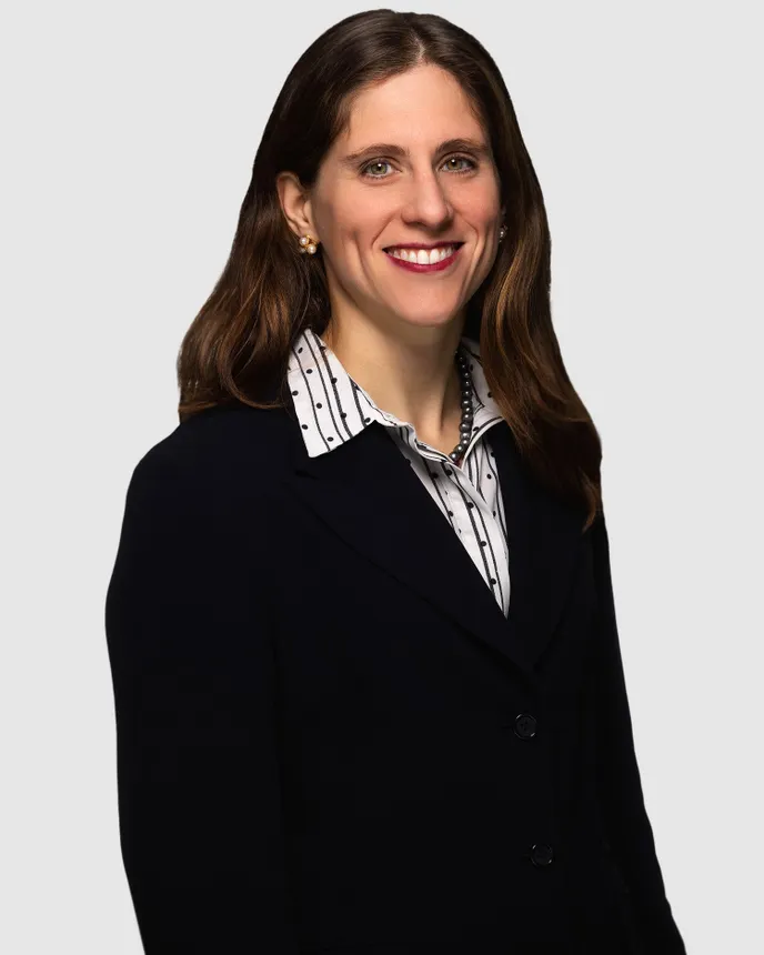Professional photo of Suzanne Levy Friedman.