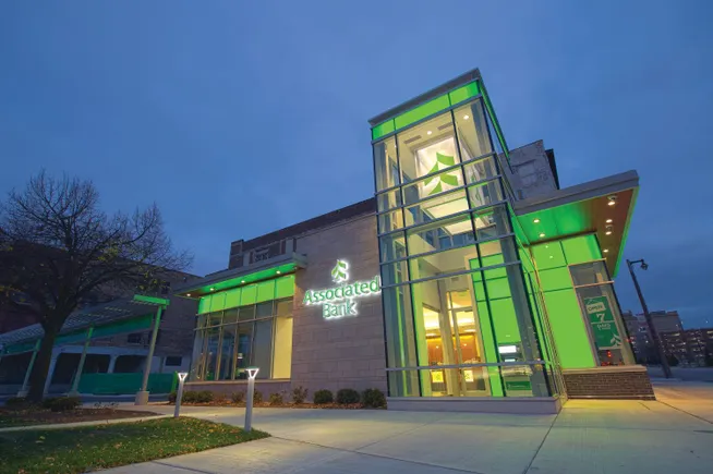 Associated Bank CEO wants to pave ‘highway to private wealth’