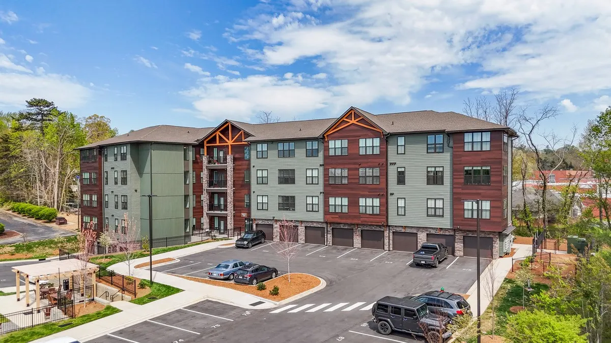 Picture of a four-level apartment building