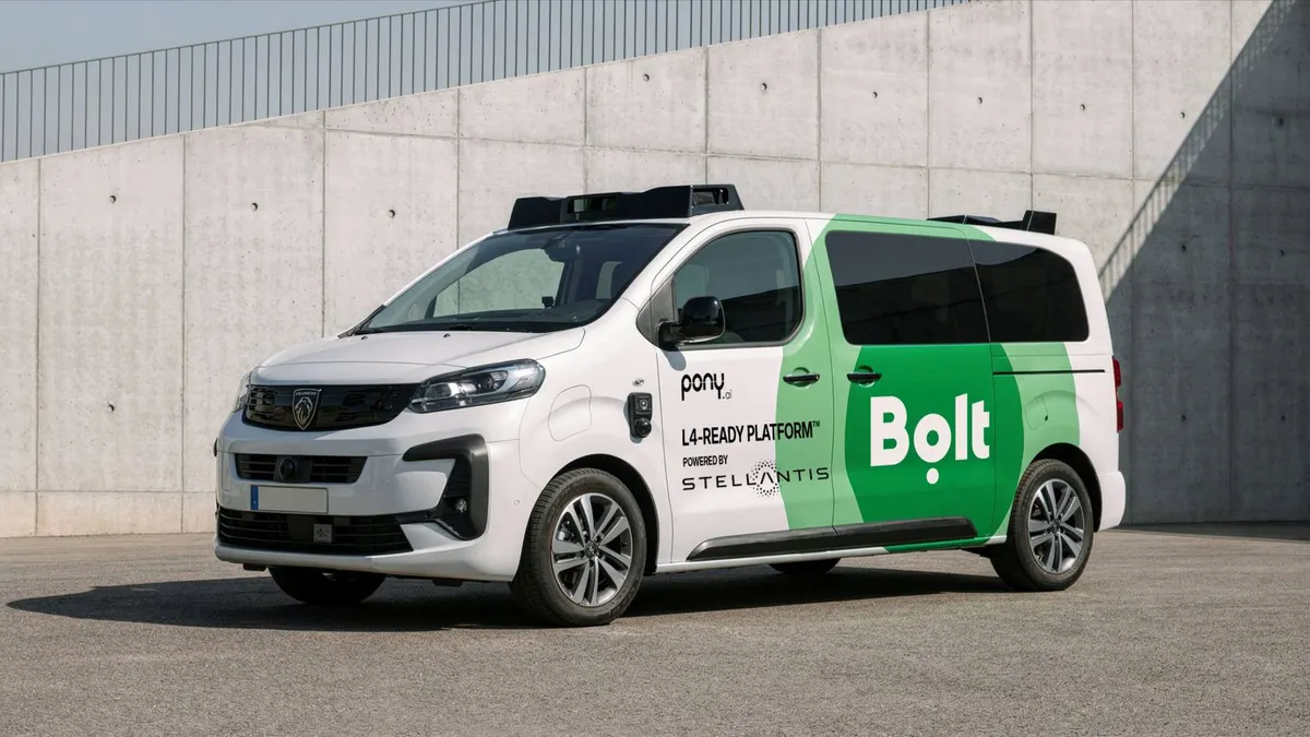 Stellantis Bolt Ponyai Pilot Luxembourg