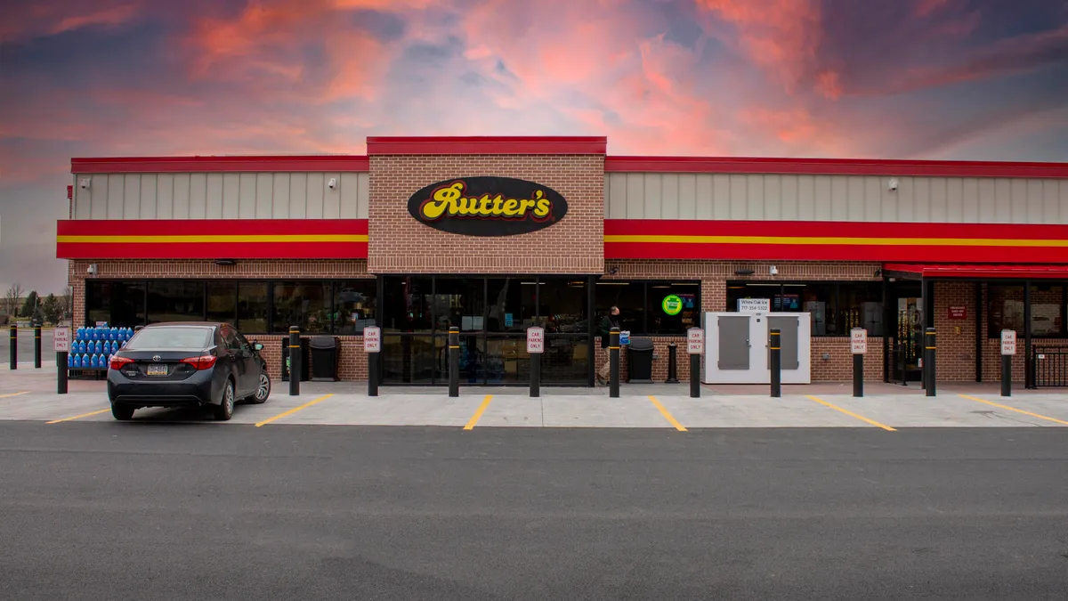 A photo of a Rutter's location.