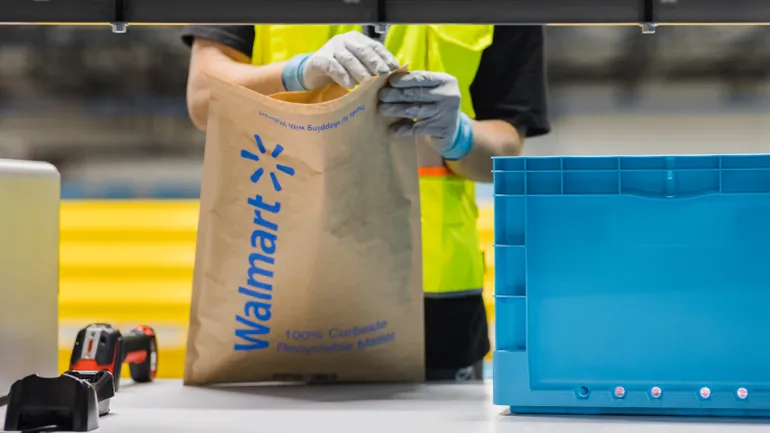 Walmart says it’s unlikely to meet 2025 plastic, recycling targets