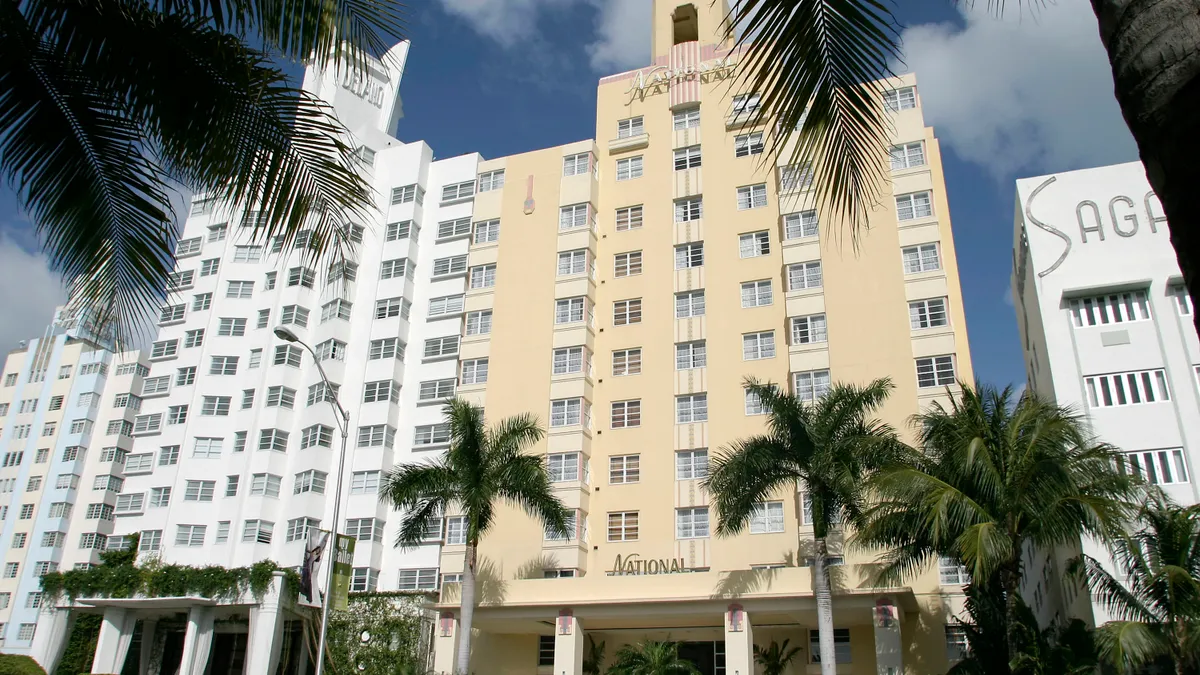 Exterior image of Miami hotel