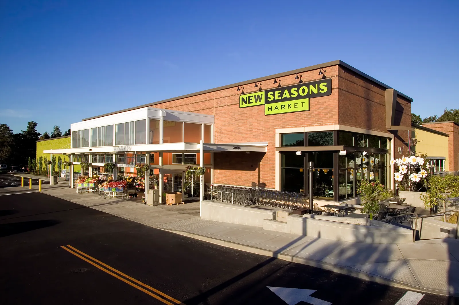 Exterior of New Seasons Market