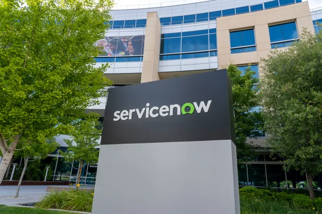 ServiceNow, IBM team up to target legacy IT